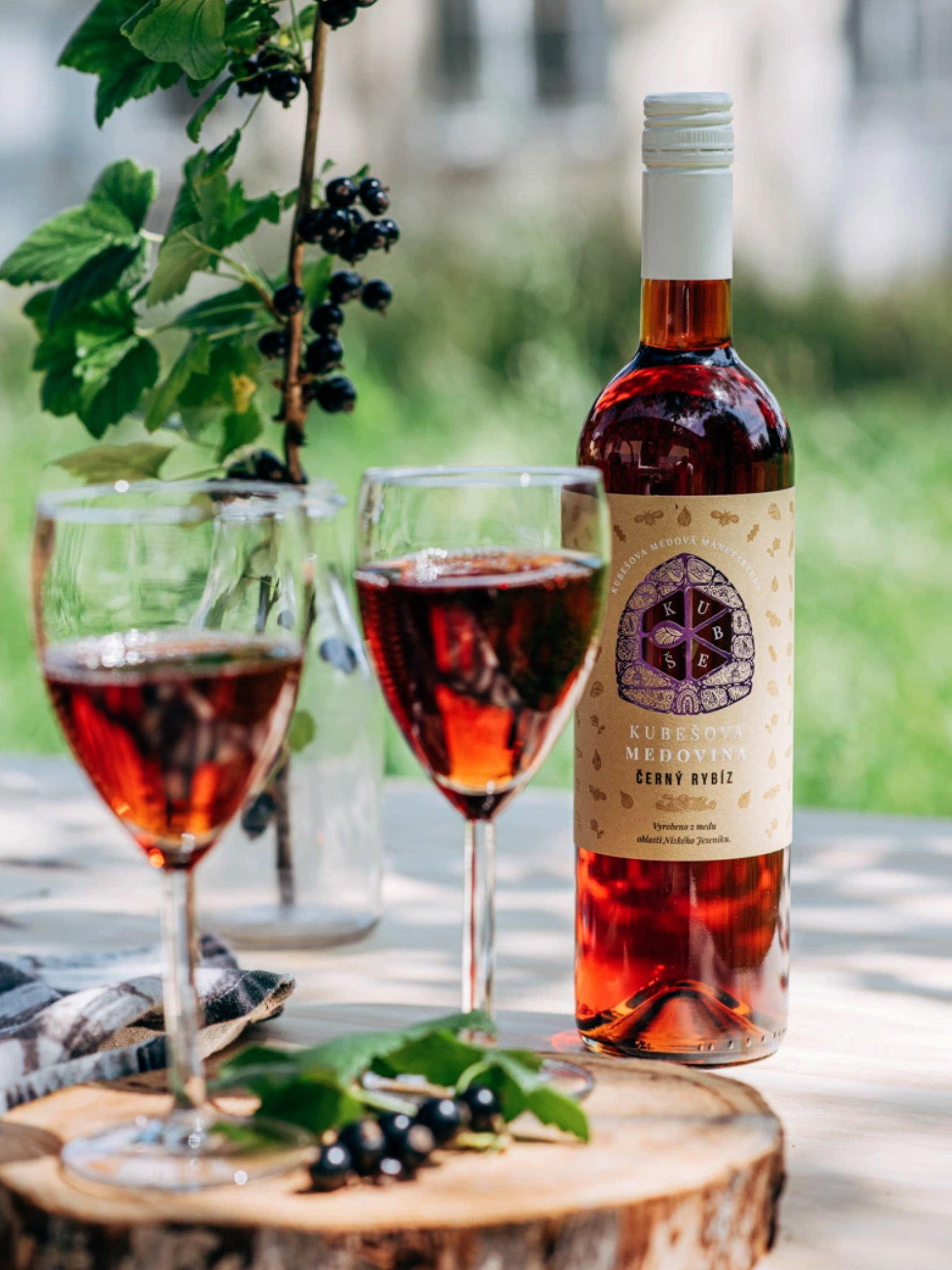 Kubešova Medová Manufaktura Kubešova Medovina Černý Rybíz 2022 13% 0,75l