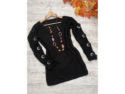 Dámský černý teplý svetr se zdobenými rukávy Butik