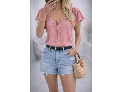 EE116CE5 B19B 45F4 85DA FBE59CBA7C75