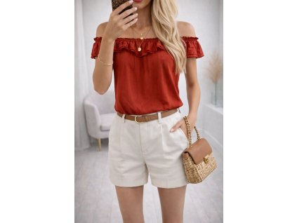 13963F13 14D2 4E3D 8180 E4DDBCA082B3