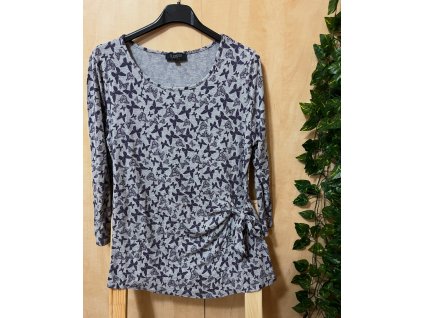 F812D1E5 B54D 4C7E 825F C41232A592E4