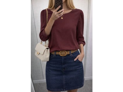 3D083898 AB19 4BFF ADEB 05DB07EF079C