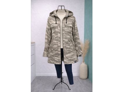 8CE93D85 4234 4E79 9F0C 7810D4825A27