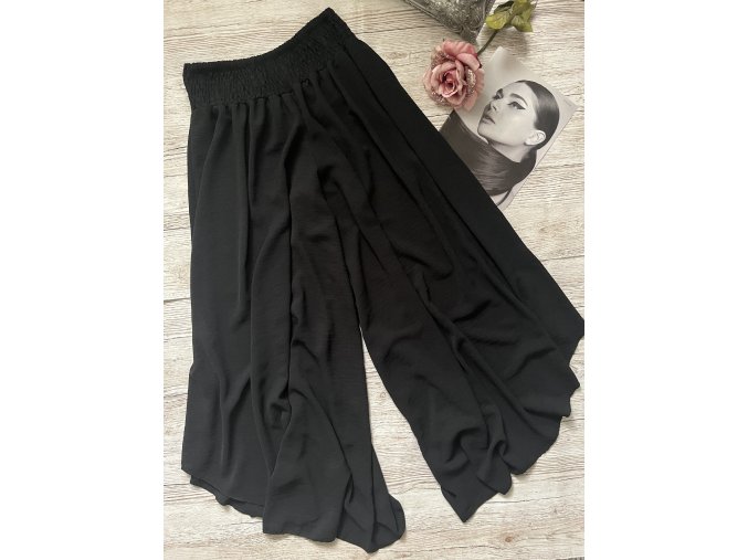 Dámské černé široké sportovně-elegantní kalhoty/kalhotová sukně Bells