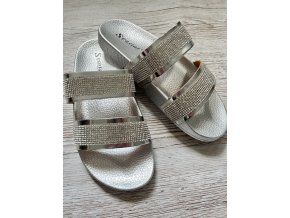 Dámské stříbrné nazouváky/sandály zdobené kamínky, velikost 38