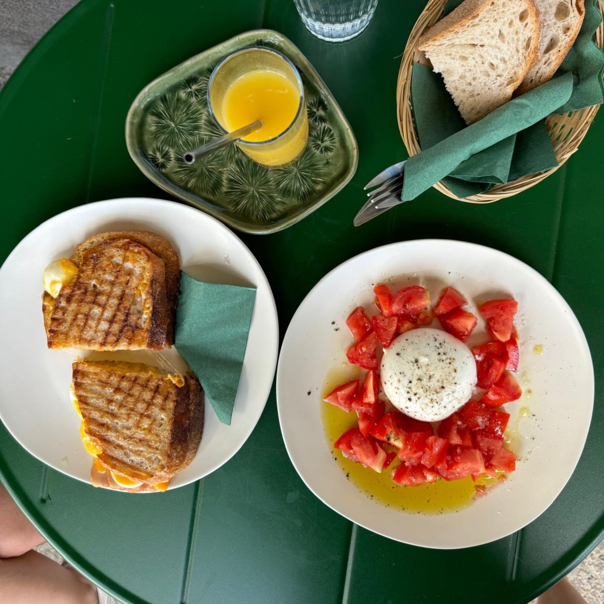 Oproti: dogfriendly brunch spot, kde si pochutnáš nie len ty, ale aj tvoj pes