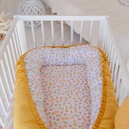 Hnízdečko pro miminka Louka mustard Lily is sailing
