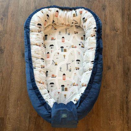 Hnízdečko Malý stavitel navy Lily is sailing