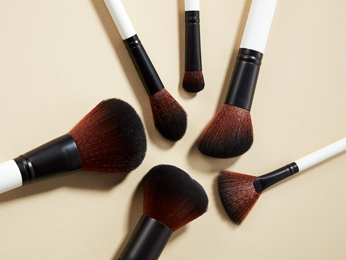 Jak správně čistit štětce na make-up