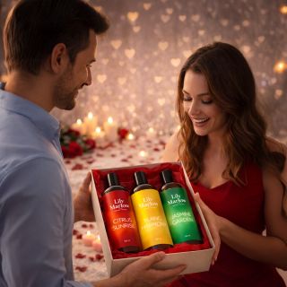 💕 Některé dárky mluví beze slov. Stačí je cítit. 🌸 Když jí podáš dárkovou krabici a ona ji otevře, nejde jen o romantický...