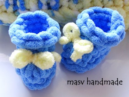 Hebké pletené capáčky modré  masv handmade