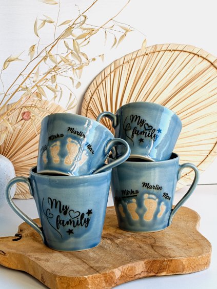 Rodinné personalizované hrnky na přání