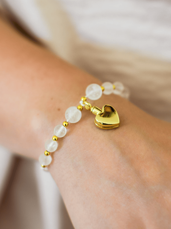 Kolik popela se dává do vzpomínkového šperku?