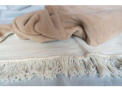 vyr 395 1 7R30097 2048px