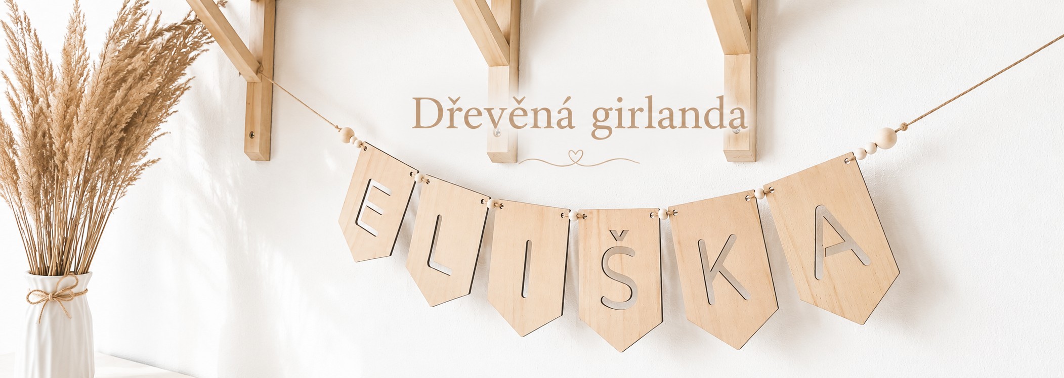 Dřevěná dekorace Girlanda