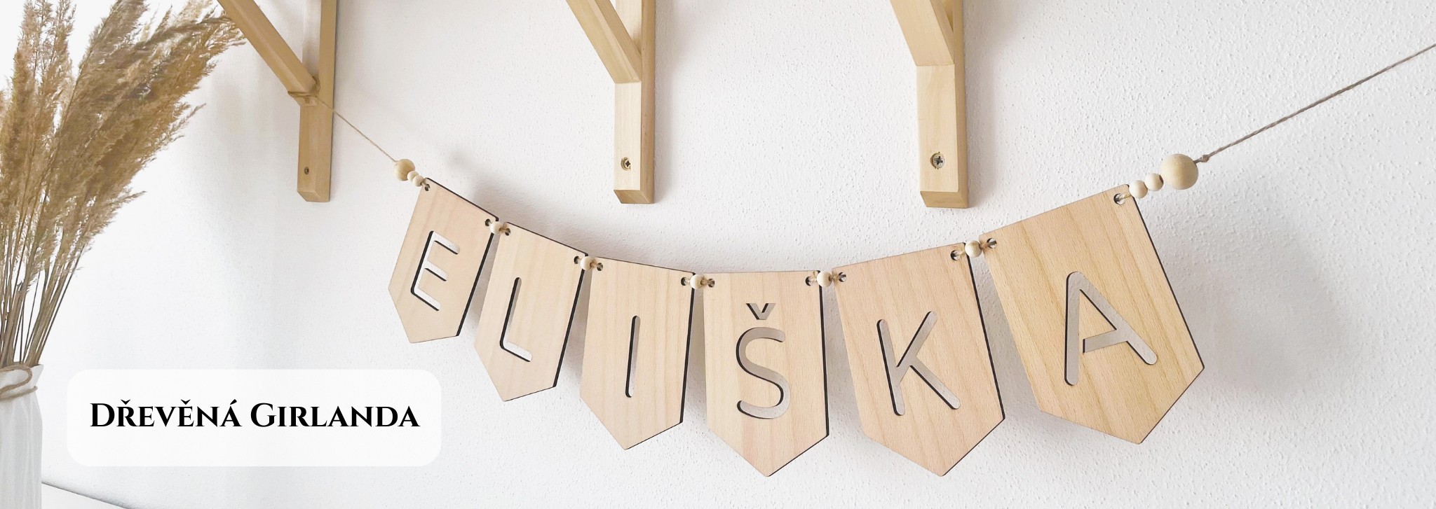 Dřevěná dekorace Girlanda