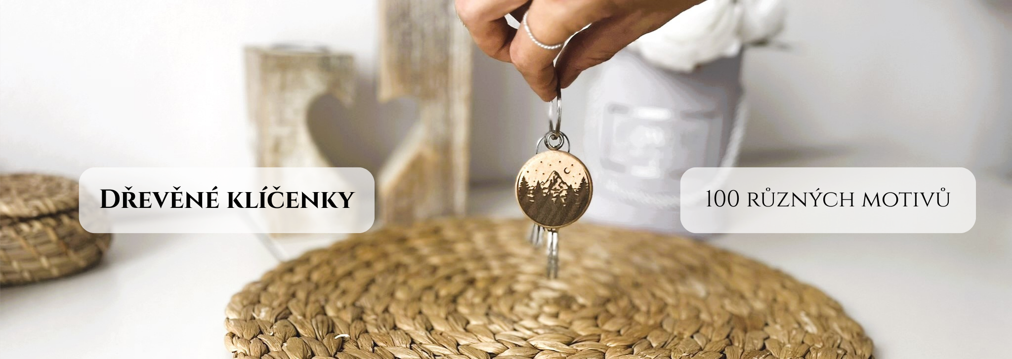 Dřevěné klíčenky