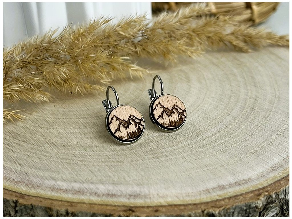 dřevěné náušnice  hory