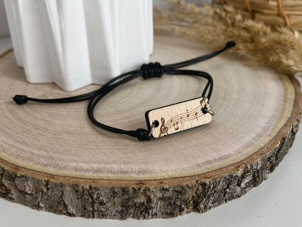 dřevěný náramek noty