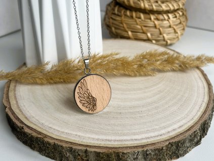 dřevěný náhrdelník křídla 2