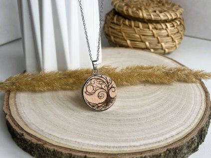dřevěný náhrdelník strom