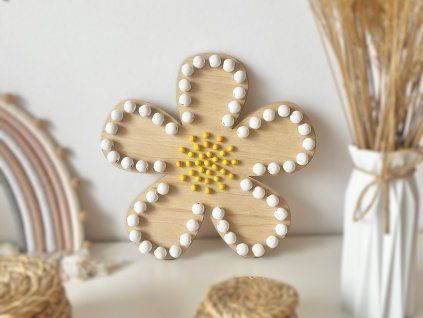 Dřevěná dekorace Kytička