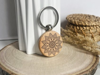 dřevěná klíčenka mandala 2