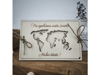 Dřevěné přání na peníze - Novomanželům MAPA SVĚTA