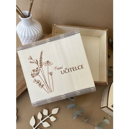 Dřevěná krabička - luční kvítí