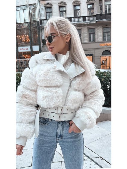 D4AE3156 8AA8 4315 B6AD F5E6448ADEFE