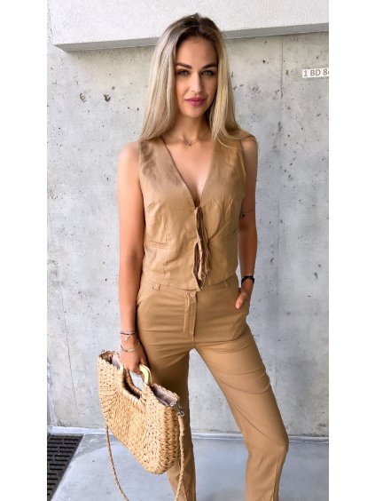 383CBDE3 7907 4170 8577 762273FDDAD6