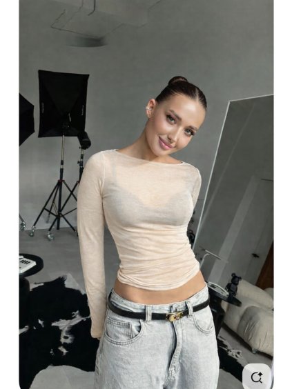 35AF9930 099D 4924 B5E1 42E53A6445D1