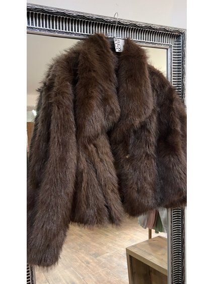 34006630 D52E 4895 B47A 9C44B9AFF7BD