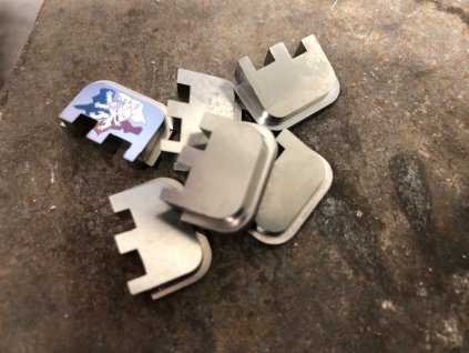 Zadní čelo závěru na zakázku - custom