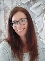                                     Markéta Podrazilová
                            