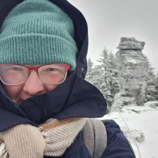 Novoroční výlet. Ačkoliv jsme jako kraj nejhorší ve všem 😁, tak přírodu tu máme fakt nádhernou! Vysoký kámen.