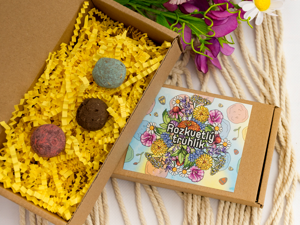 LIPOO ROZKVETLÝ TRUHLÍK - 3 KVĚTINOVÉ BOMBY