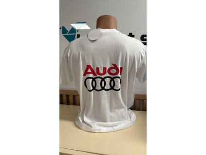 57b6dc33 7136 4621 87fc 28773408b394