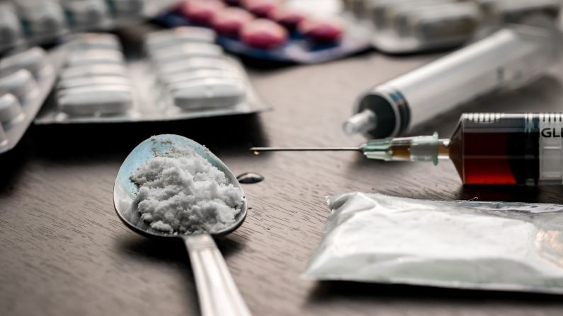 Kratom je Heroin?