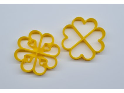 Forma na vykrajování 4 srdíček