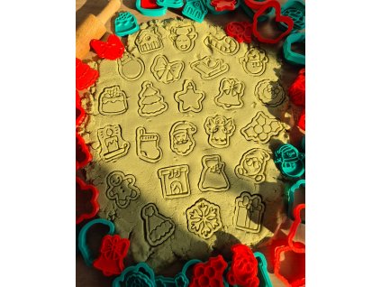 Sada vykrajovátek "Adventní kalendář"