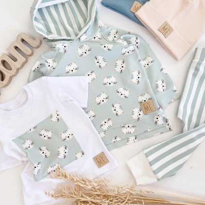 Mikina s kapucí "Mentolové kočky"