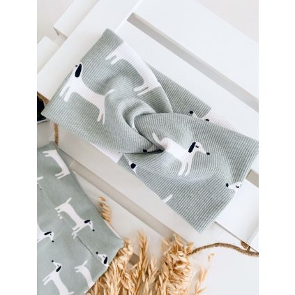 Čelenka z žebrovaného úpletu "Pejsky"