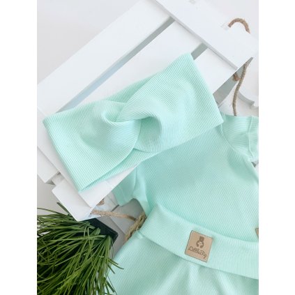 Čelenka z žebrovaného úpletu mentolová