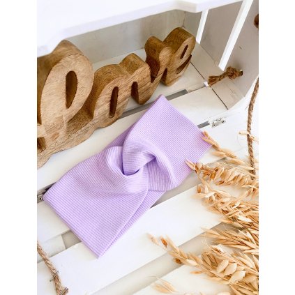 Čelenka z žebrovaného úpletu lila