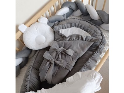 Set 5 v 1 pre bábätko biela a tmavo sivá Little Fantasy
