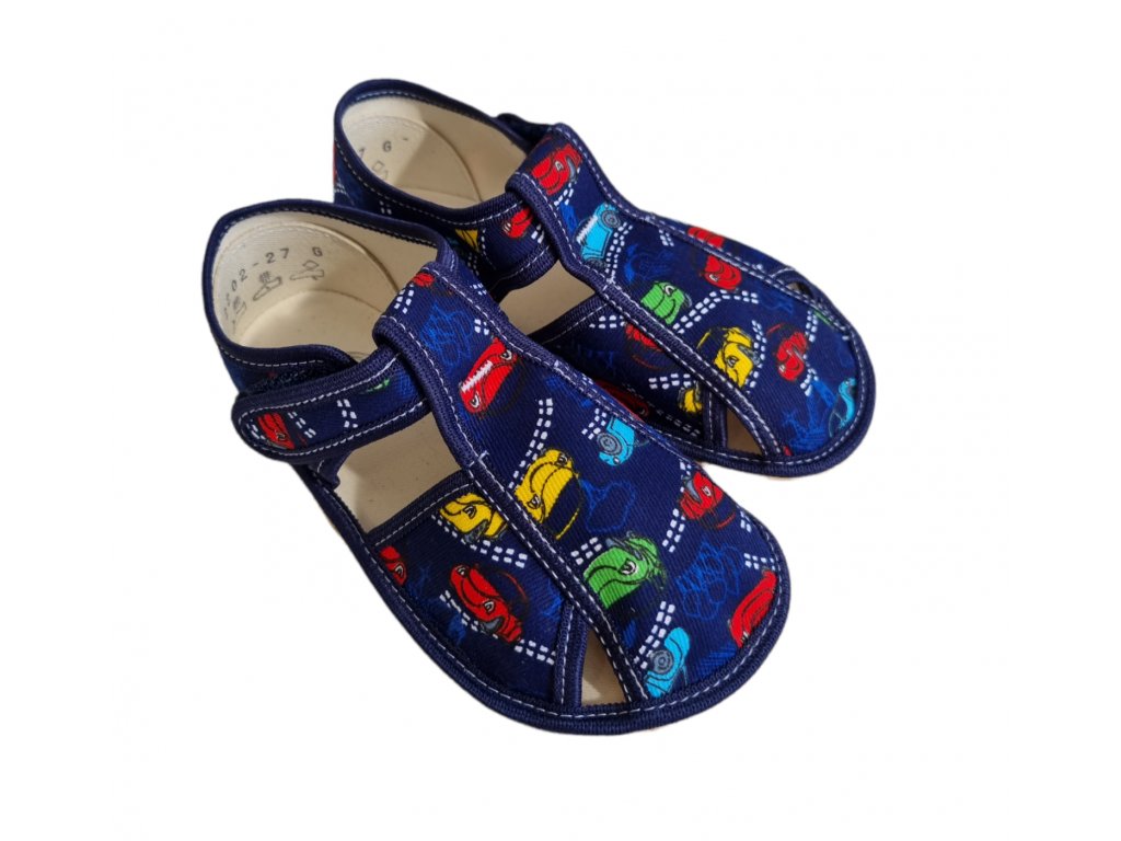 829-3_barefoot-papucky-baby-bare-slippers-navy-cars