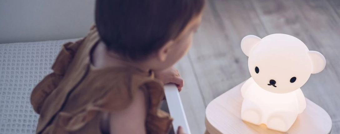 Lămpi jucăuș minimaliste: Design olandez de la brandul Mr. Maria