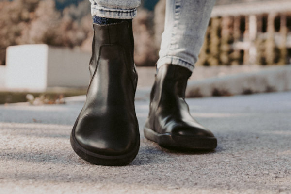 Proč mají barefoot boty širokou špičku?