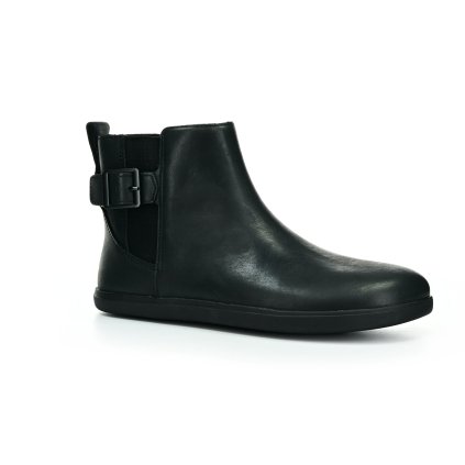 černé kotníkové boty